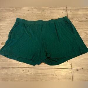 Amazon Essentials Shorts, forest green, woman’s XL, with pockets, elastic waist
